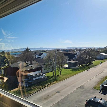 Ferienwohnung 43 Oscarsgate The View Vadsø Exterior foto